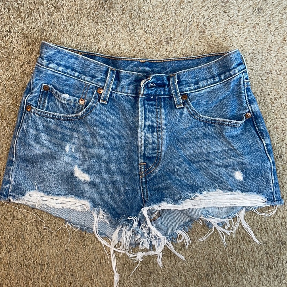 Levi’s 501 shorts